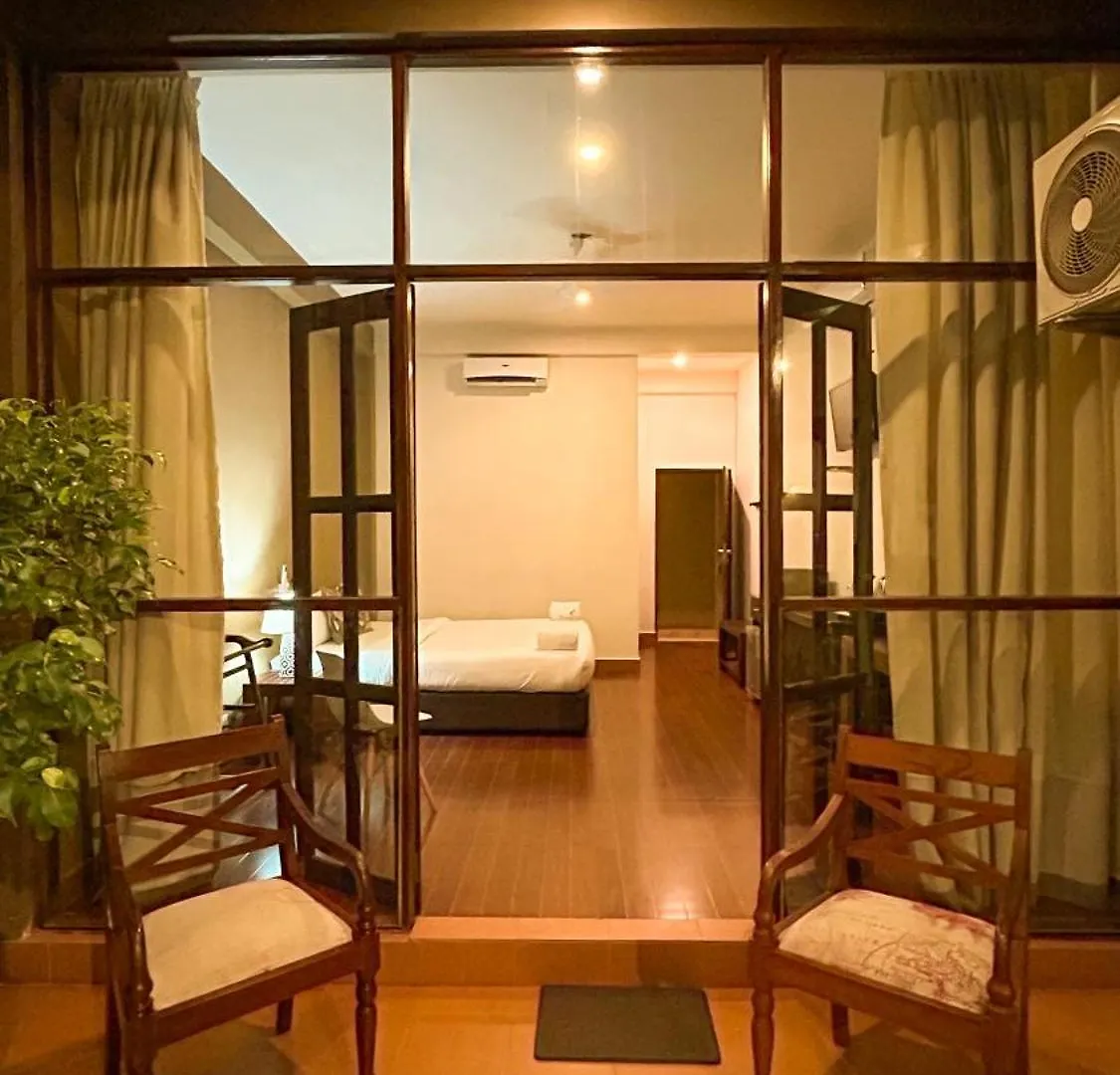 Blue Sea Negombo Ξενοδοχείο 3*,