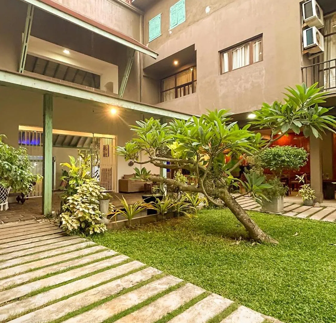 Hotel Blue Sea Negombo 3*,  Sri Lanka