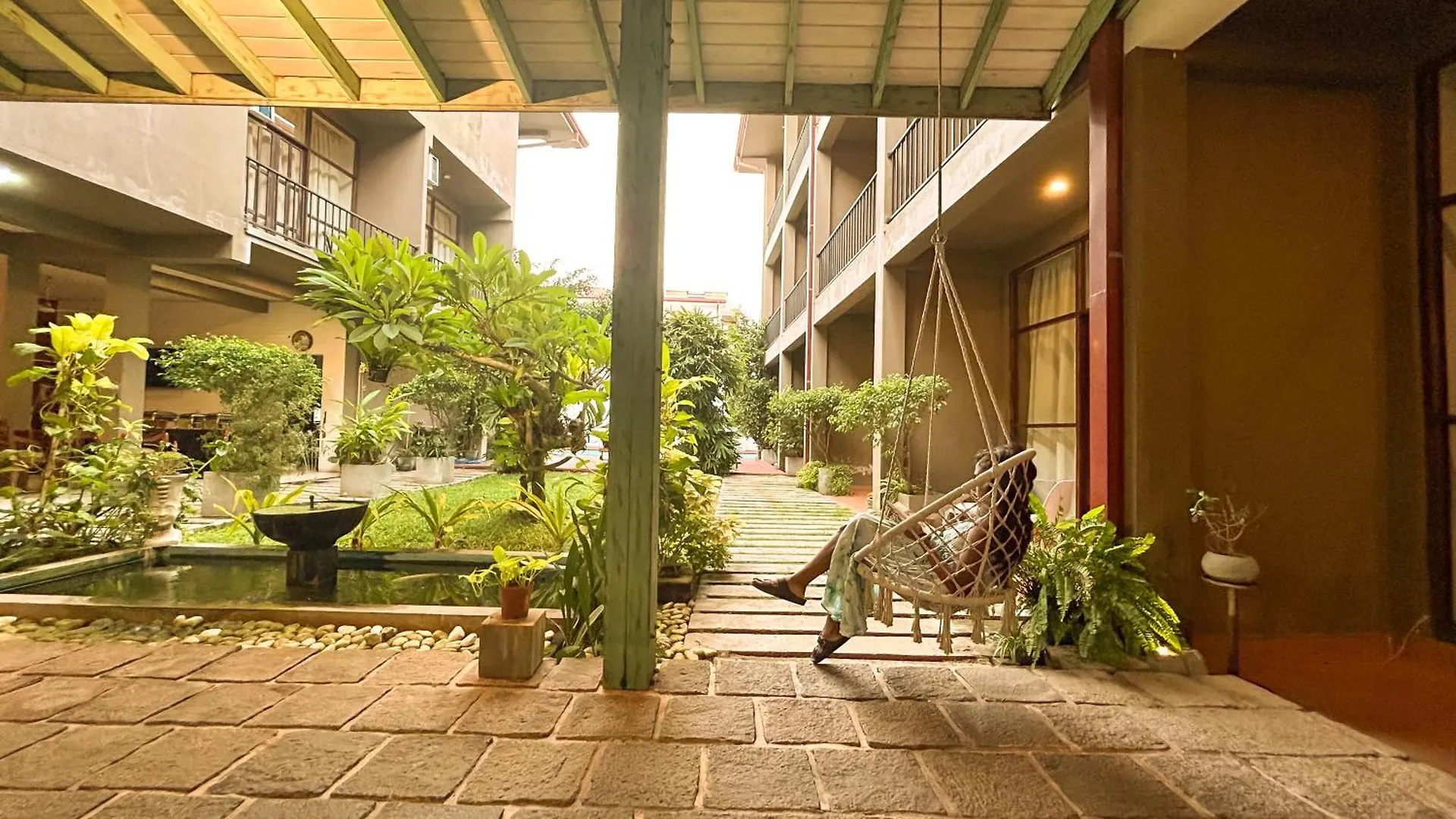 Hotel Blue Sea Negombo
