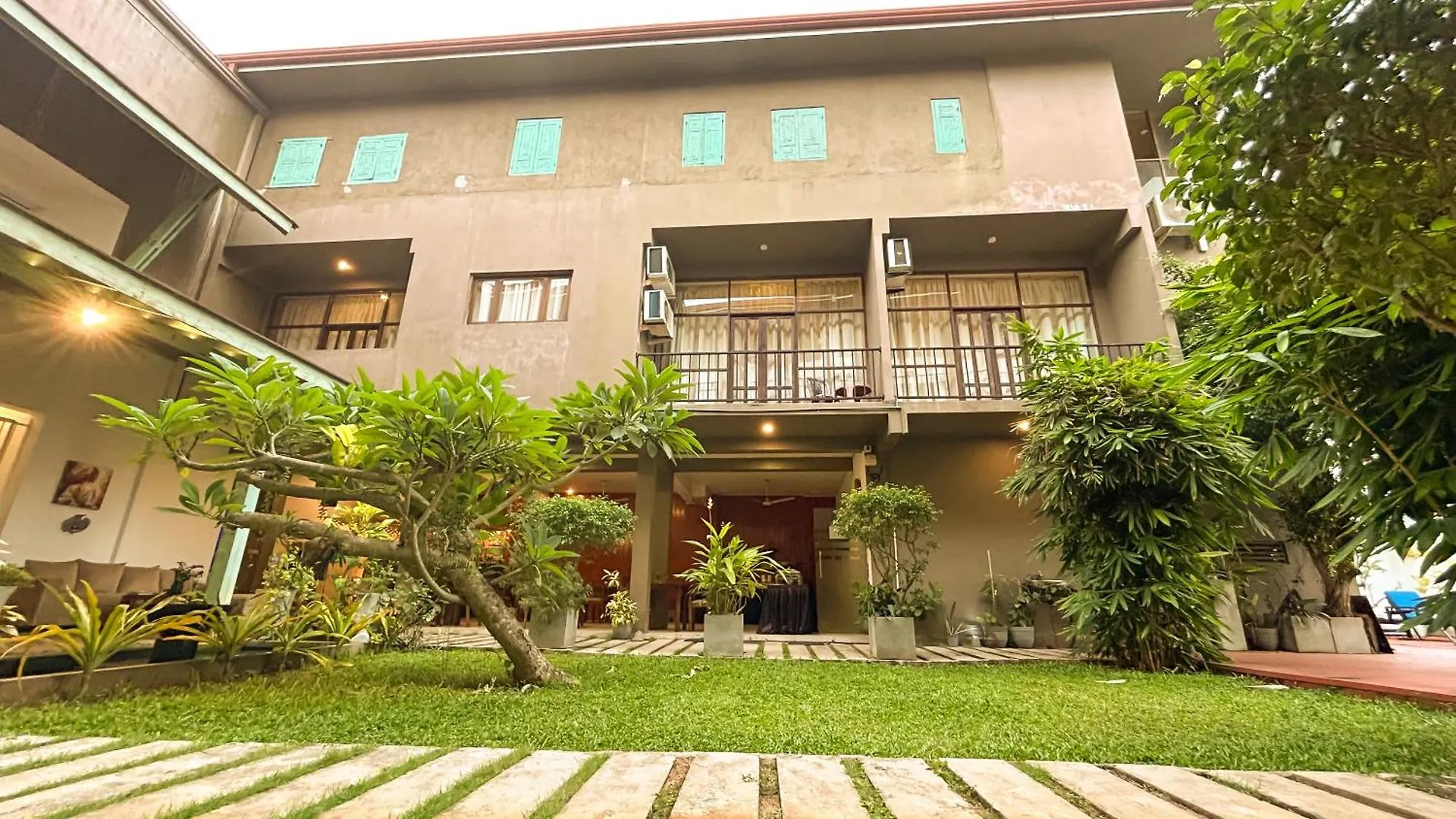 Hotel Blue Sea Negombo