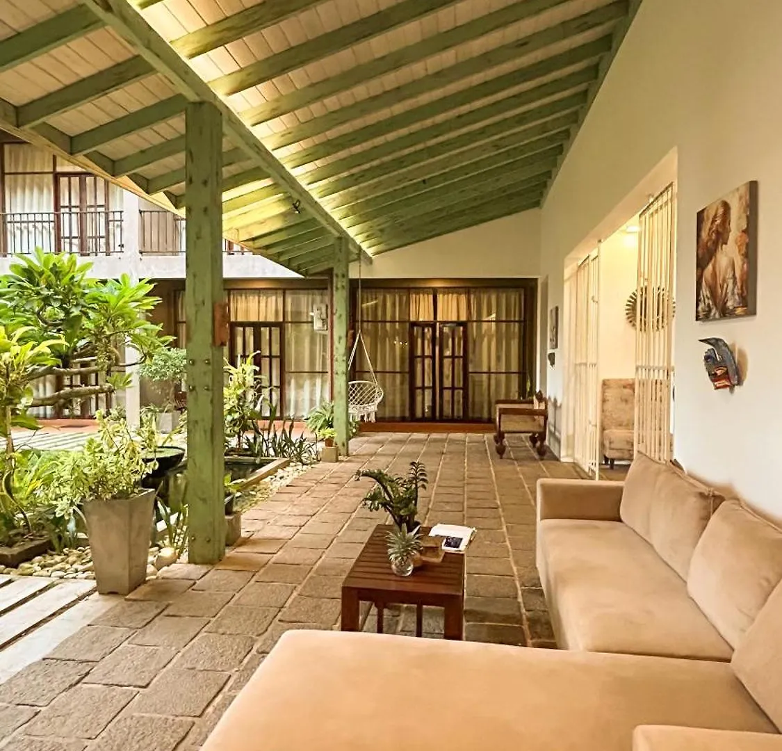 Hotel Blue Sea Negombo 3*,